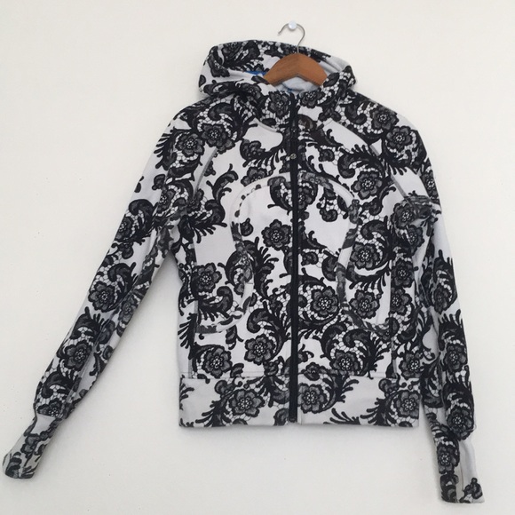 lululemon athletica Tops - Lululemon Athletica Laceoflage Scuba Hoodie
